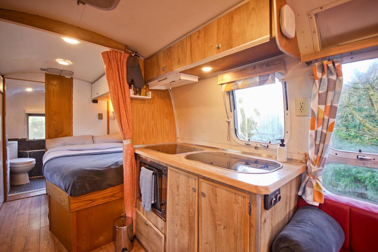 The Airstream Villa Penryn Dış mekan fotoğraf