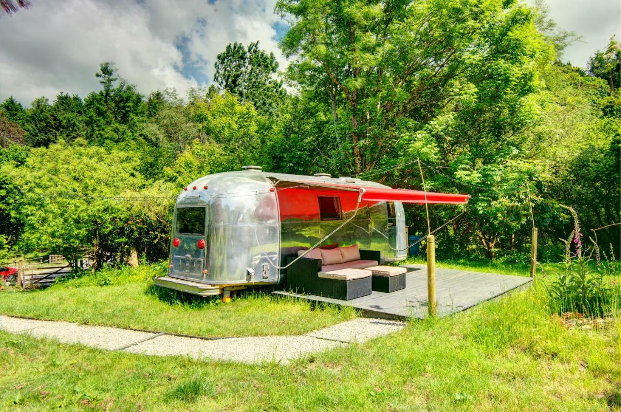The Airstream Villa Penryn Dış mekan fotoğraf